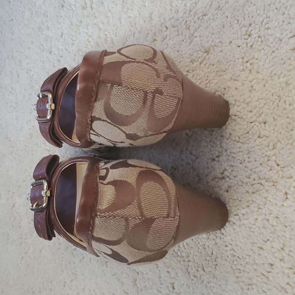 Coach Logo Andi Wedges - Picture 5 of 8